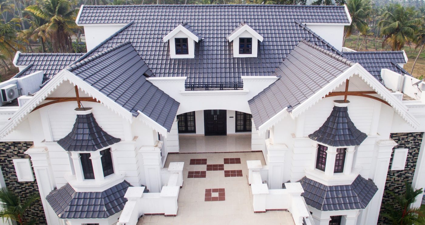 Clay roof tiles contruction