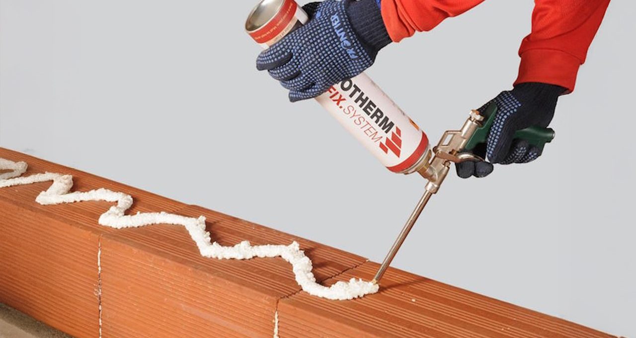 Porotherm Dryfix system